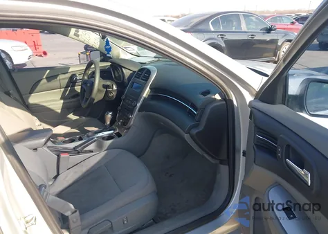 2014 Chevrolet Malibu 1Ls z USA, uszkodzony, nr VIN 1G11B5SL6EF242548